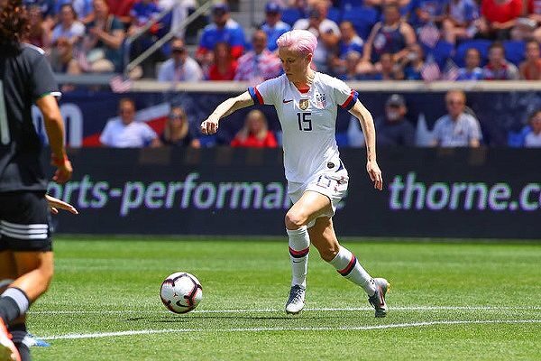 Megan Rapinoe - Cầu thủ nữ nổi tiếng