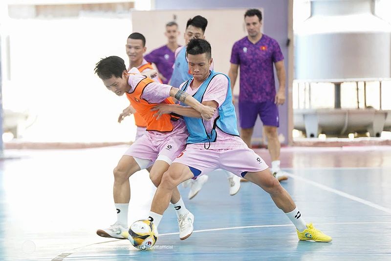 Đội tuyển futsal Việt Nam lên đường sang Thái Lan tham dự Vòng chung kết futsal châu Á 2024.