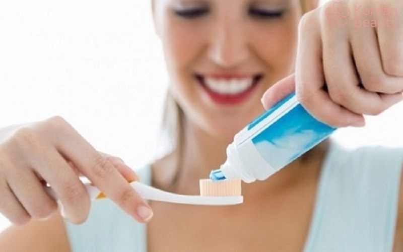 Những lưu ý quan trọng cần nắm khi thực hiện vệ sinh răng miệng sau khi phun môi